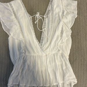 Abercrombie & Fitch white top